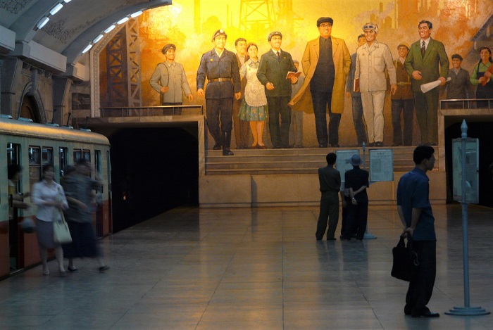 station de métro à Pyongyang