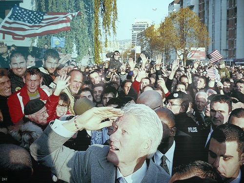 Bill Clinton et la foule